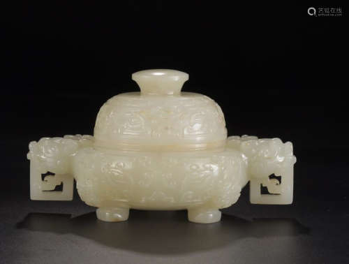 A HETIAN JADE TRIPOD CENSER AND COVER WITH DRAGON DESIGN