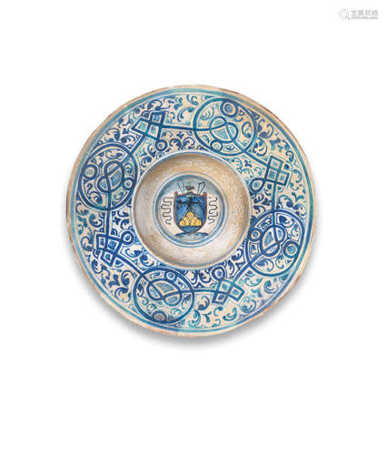 A Faenza maiolica small armorial tondino, circa 1520