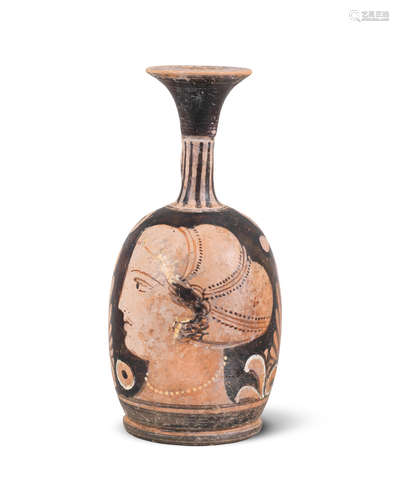 A Campanian red-figure lekythos