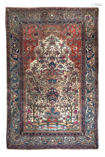 Central Persia, 197cm x 138cm An Isfahan carpet