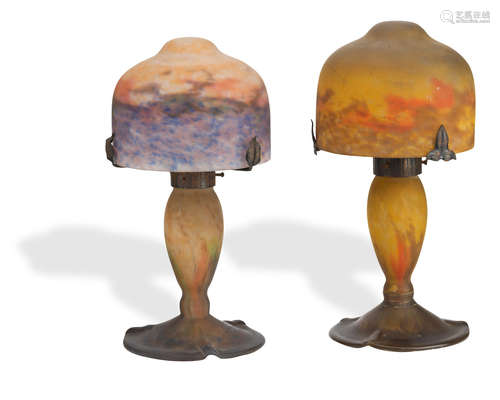 Circa 1925 A pair of Muller Frères Luneville table lamps