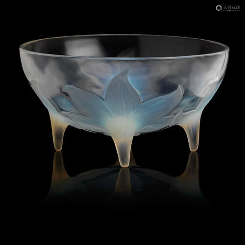 A Lalique 'Lys' bowl