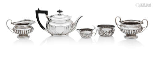 by Hamilton & Inches, Edinburgh 1910  (5) A William IV style Scottish silver cream, jug and sugar bowl