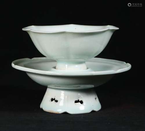 A Hutian Kiln Porcelain Teacup and Stand