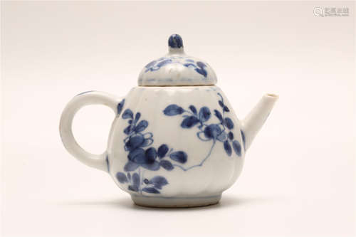 A Chinese Blue and White Porcelain Tea Pot