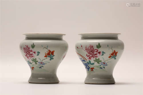 A Pair of Chinese Famille-Rose Porcelain Vases