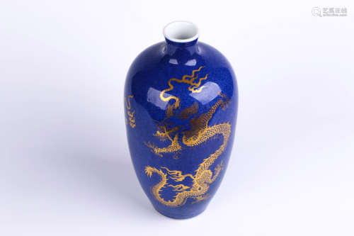 A Chinese Blue Glazed Porcelain Vase