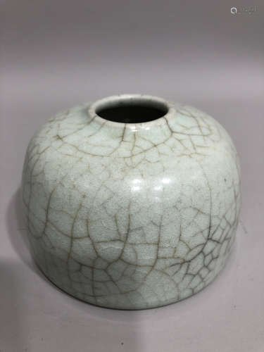 A Chinese Ge-Type Porcelain Water Pot