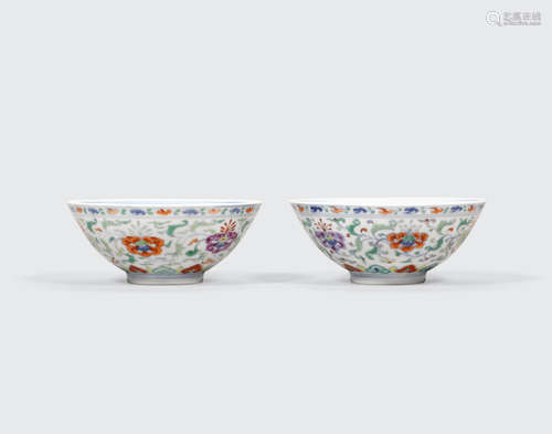 A pair of doucai enameled bowls  Yongzheng marks, Republic period