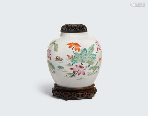 A Famille rose enameled jar   Yongzheng period