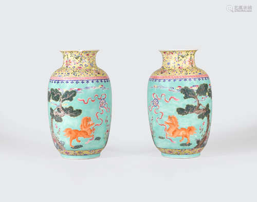 A pair of turquoise ground famille rose enameled vases  Jiaqing marks, late Qing/Republic period