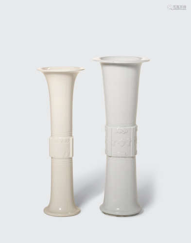 Two Dehua gu-form beaker vases   18th/19th century