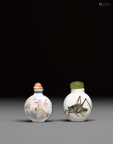 Two enameled porcelain snuff bottles  19th/early 20th centry