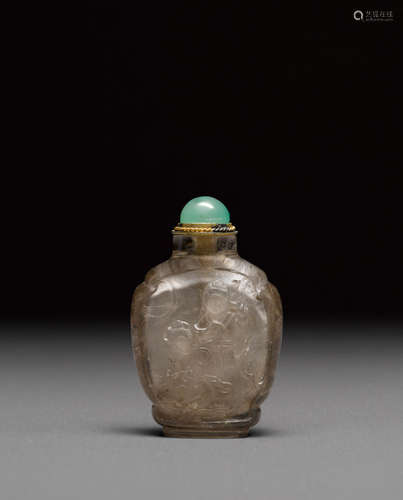 A carved rock crystal snuff bottle  19th century