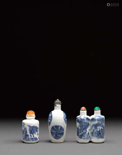 Three blue and white porcelain snuff bottles  19th century