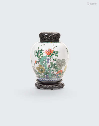 Kangxi A famille verte enameled ovoid jar