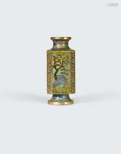 18th century A cloisonné faceted gu-form vase