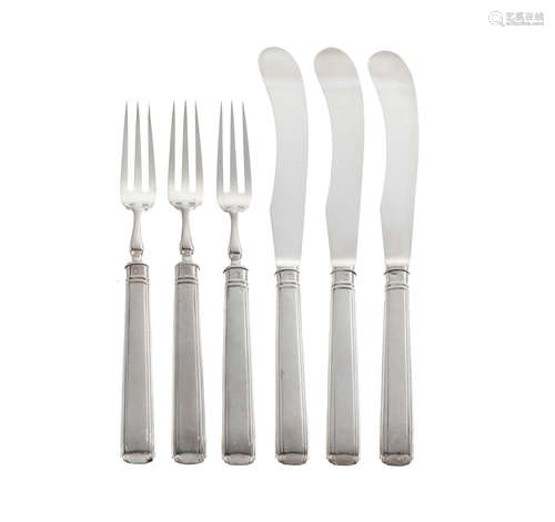 by John Round & Son Ltd, Sheffield, 1885  An English sterling silver flatware set