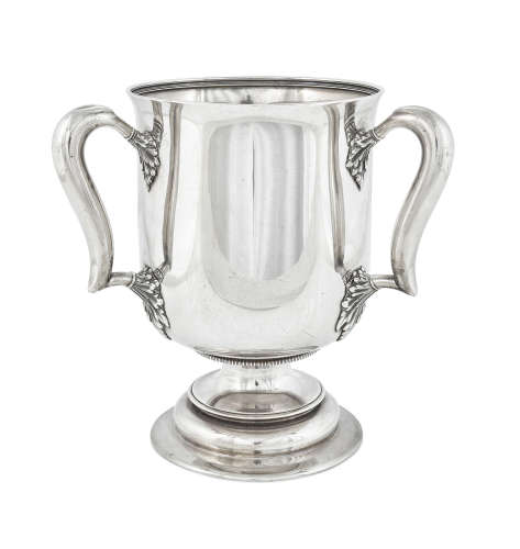 by TIffany & Co., New York, NY, 1902-1907  An American sterling silver Loving cup