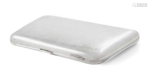 by Stokes & Ireland Ltd., Birmingham, 1911  A English sterling silver compact case,