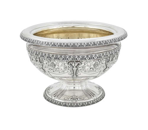by Dominick & Haff, New York, 20th century  An American sterling silver centerpiece bowl