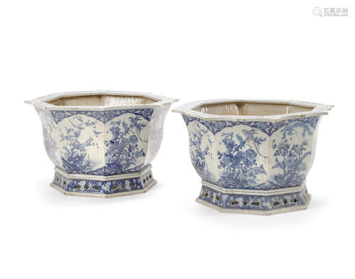 20th century A Pair of Chinese Blue and White Porcelain Hexagonal Jardinières