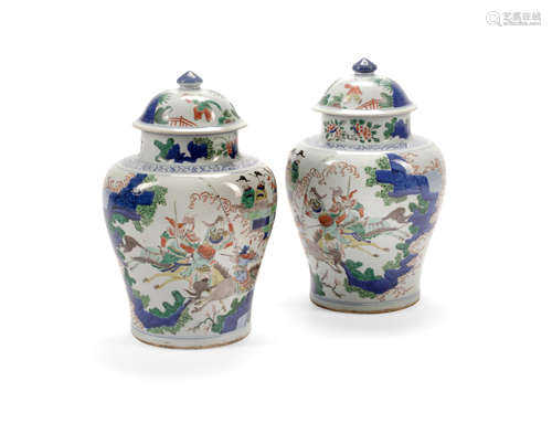 20th century A Pair of Chinese Wucai Porcelain Covered Jars