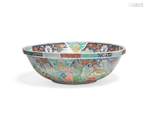 Late 19th/early 20th century An Imari porcelain punch bowl