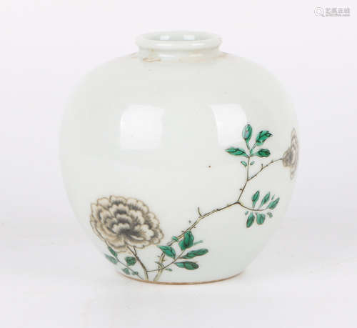 A Chinese Famille-Rose Porcelain Jar