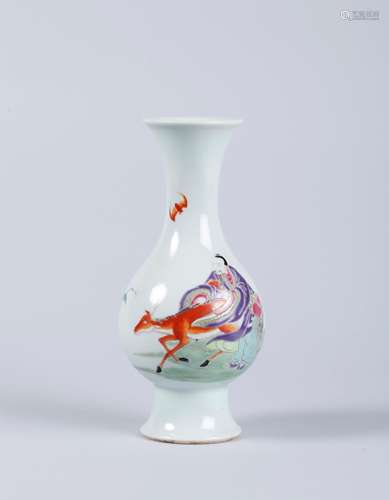 A Chinese Famille-Rose Porcelain Vase