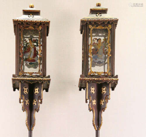 A PAIR OF GOLD PAINTED PALACE  LANTERN