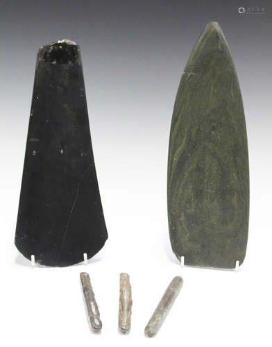 A Papua New Guinea green stone axe head of flattened ovoid form with pointed end, length 33.5cm,