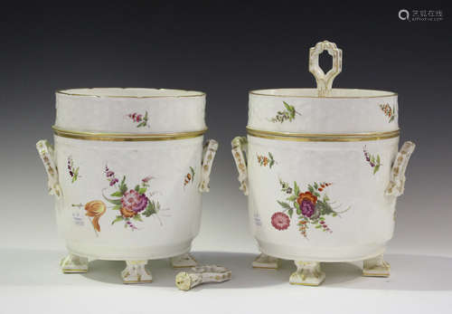 A pair of English porcelain ice pails and covers, early 19th century, each cylindrical tapering body