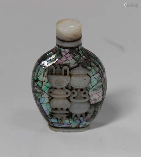 A Chinese mother-of-pearl and abalone mounted snuff bottle and stopper, early 20th century, of