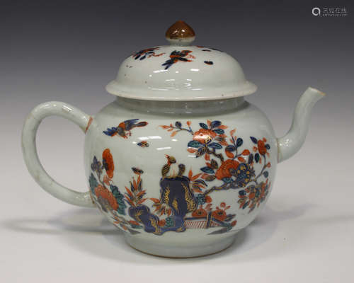 A Chinese Imari export porcelain punch pot and cover, Qianlong period, the globular body and domed