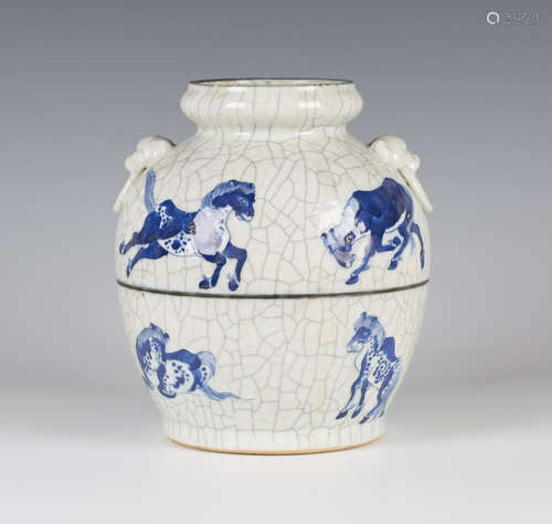 A Chinese blue and white crackle glazed porcelain vase, late Qing dynasty, of stout ovoid form