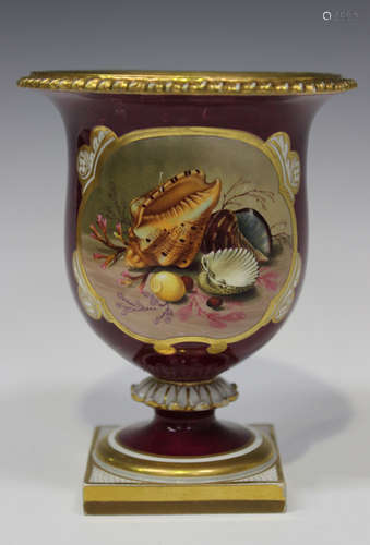 A Flight, Barr & Barr Worcester porcelain vase, 1813-40, the magenta ground urn shaped body reserved