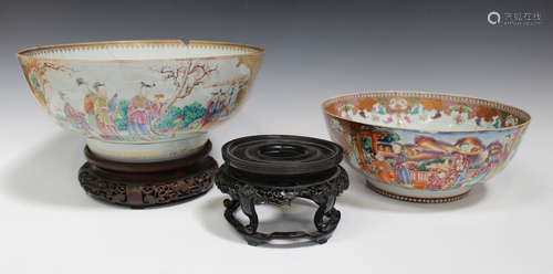 A Chinese famille rose export porcelain punch bowl, Qianlong period, painted in the Mandarin palette