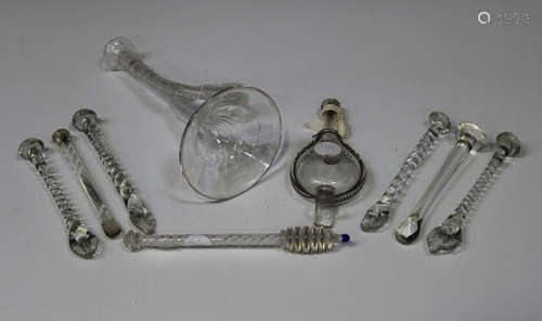 A diminutive glass flask in the form of a pair of bellows, 19th century, length 12cm, a glass