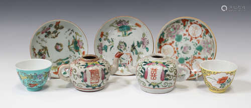 A small group of Chinese provincial famille rose porcelain, late Qing dynasty/Republic period,