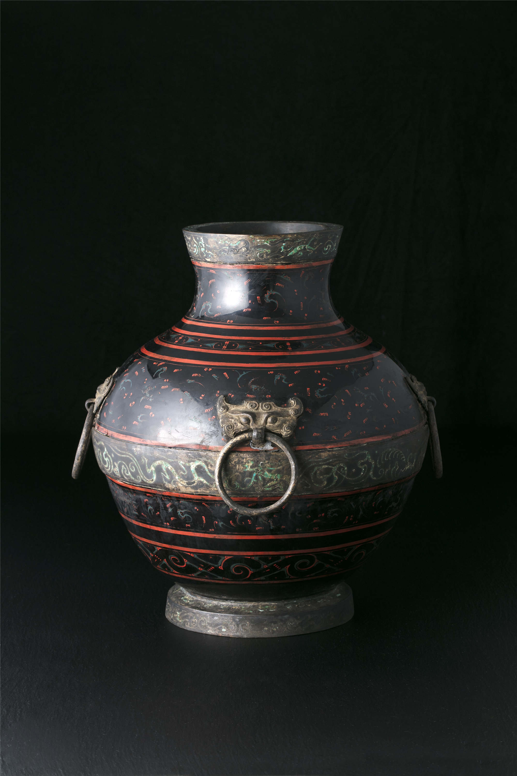 汉代青铜漆器大罐