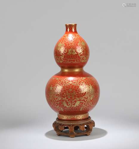 A Chinese Coral-Red Ground Porcelain Double Gourd Vase