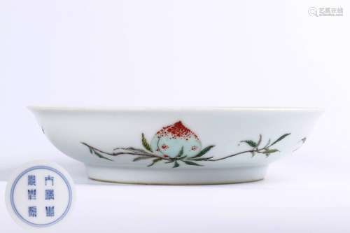 A Chinese Famille-Rose Porcelain Plate