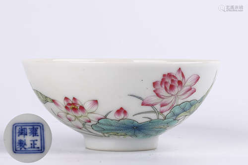 A Chinese Enamel Porcelain Cup