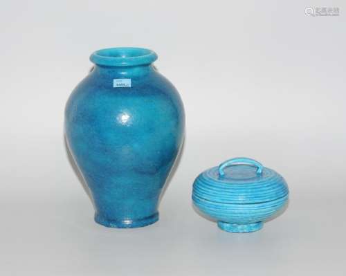 Lot: Vase und Deckeldose