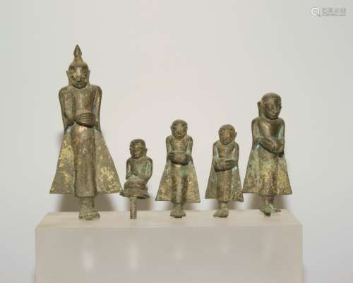 Lot: Fünf Buddhistische Figuren