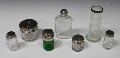 An Edwardian silver and green glass cylindrical smelling salts jar and cover, Birmingham 1903 by