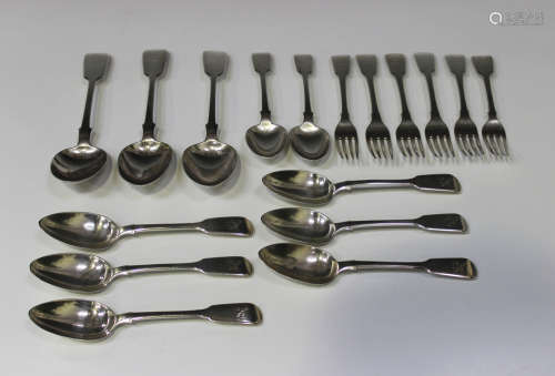 A small group of silver Fiddle pattern cutlery, comprising six matching dessert spoons, London