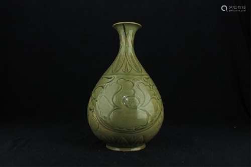 Chinese Qing Porcelain LongQuan Vase