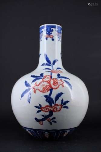 Chinese Qing Porcelain Blue&White Vase